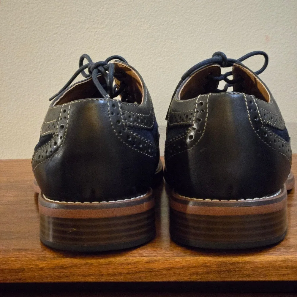 GH Bass Billings Mens 8.5M Navy Blue Leather Suede Wingtip Oxford Shoes